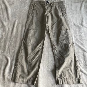 Gap Cargo Pants